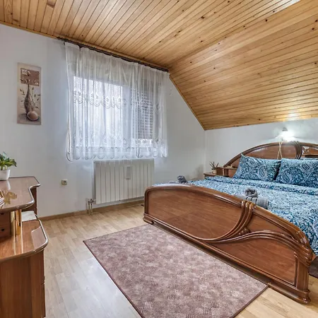 Maklen By Interhome Brod Moravice