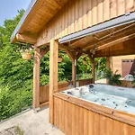 Semesterbostad Maklen By Interhome