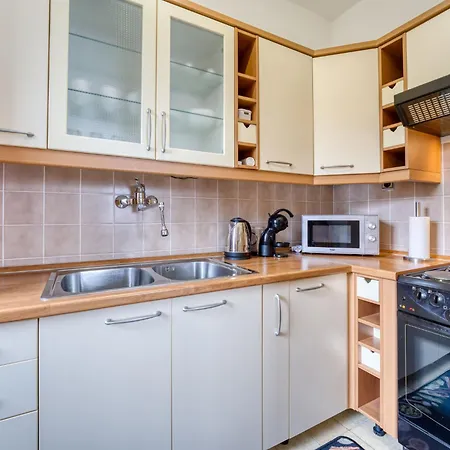 Maklen By Interhome *