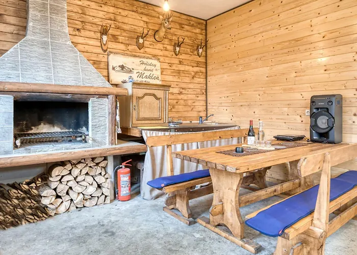 Maklen By Interhome *
